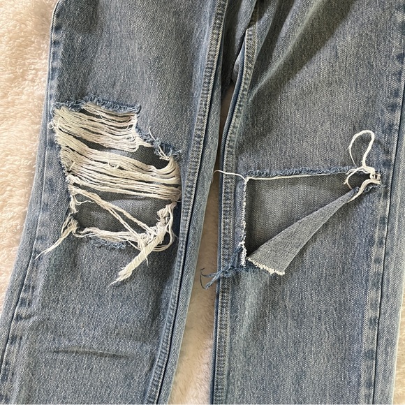 Good American Good '90s Icon High Waist Straight Leg Jeans Size 00/24 - Picture 3 of 3